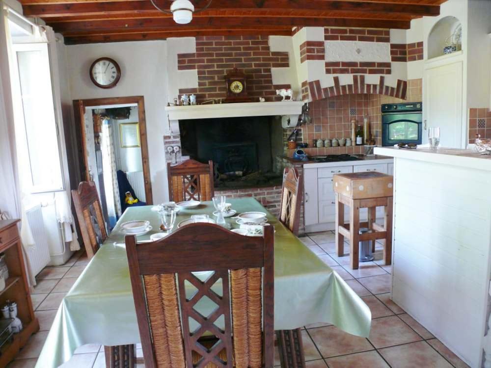 Papillons B&B - Beauty, Comfort And Peace 25 Mins From Puy Du Fou Montournais Екстер'єр фото